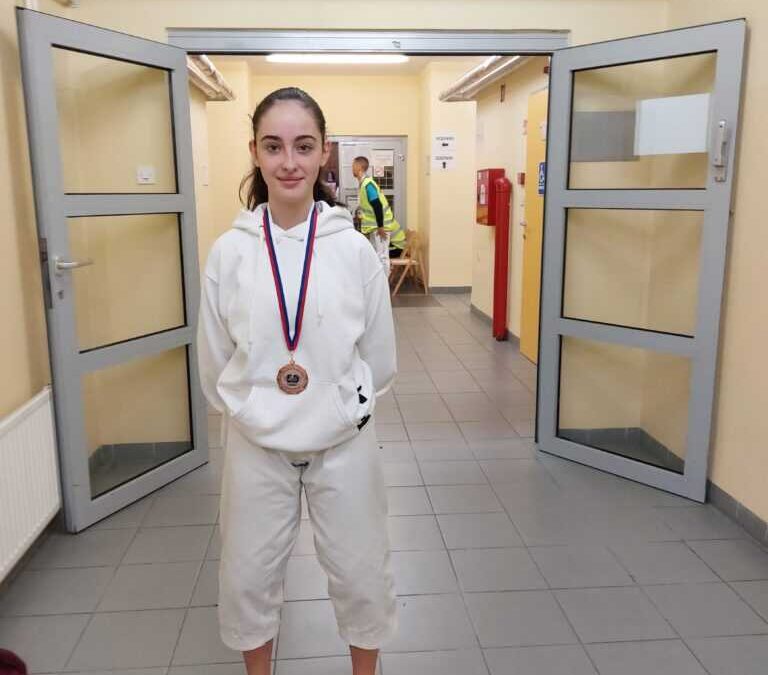 Uspeh naše učenke v karateju