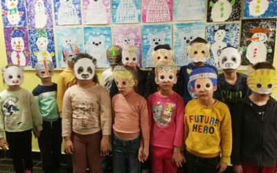 Prvošolčki so si izdelali pustno obrazno masko