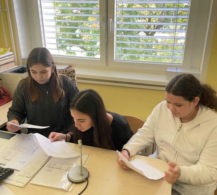 Svetovni dan učiteljev – praznik znanja in poslanstva